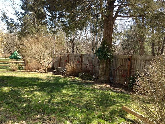 2nd image of 52 Lund Ct