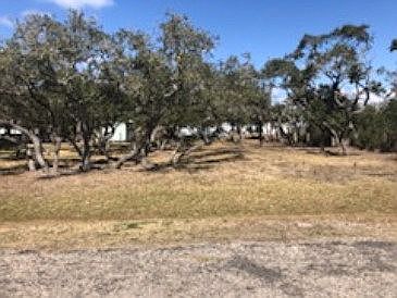 2nd image of 490 Live Oak Ln