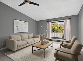 300 Shelard Pkwy Unit 307, Saint Louis Park, MN 55426