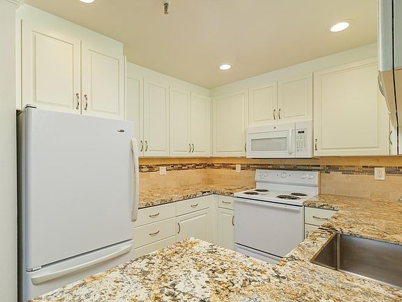 5th image of 100 Thorndale Drive #434