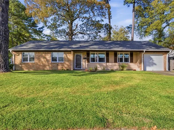 3252 Lakecrest Rd, Virginia Beach, VA 23452