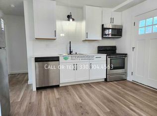 5031 Massillon Rd APT B, North Canton, OH 44720