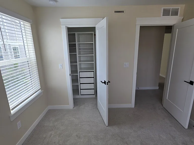 184 Ash Cir — Photo 18