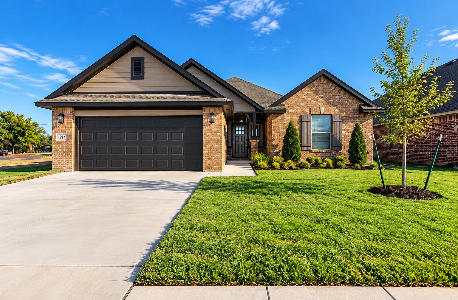 4 bed, 1760 sqft, $2,150 — Photo 1