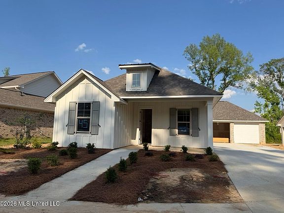 2nd image of 503 Fusion St