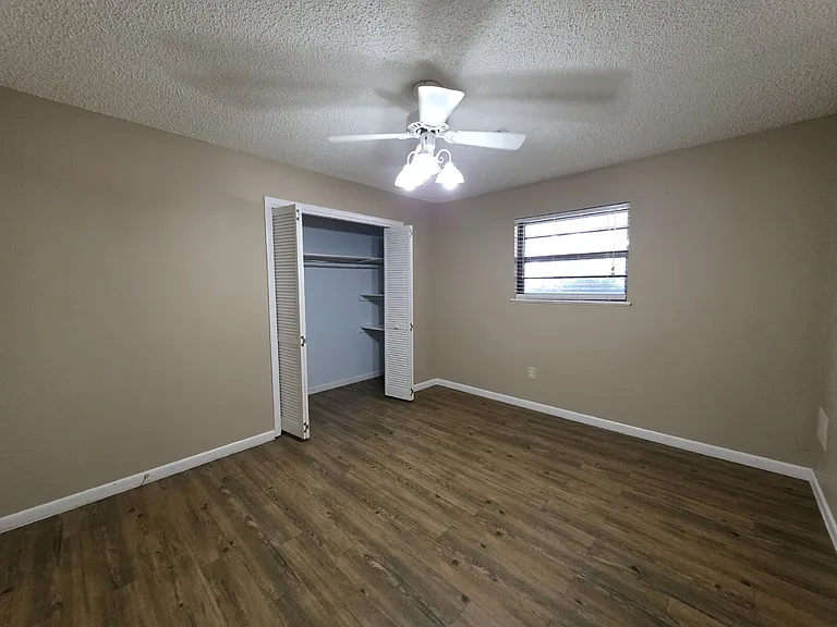 1806 SE Lawrence St — Photo 12