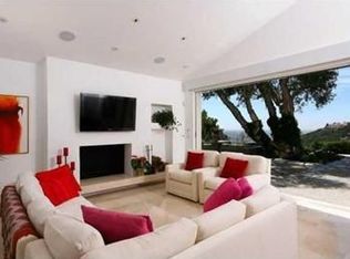 2598 Caminito Porthcawl, La Jolla, CA 92037