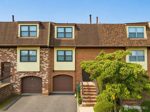 3003 N Oaks Blvd, North Brunswick, NJ 08902