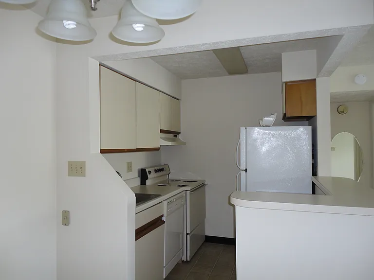 59 Wells Ct — Photo 5