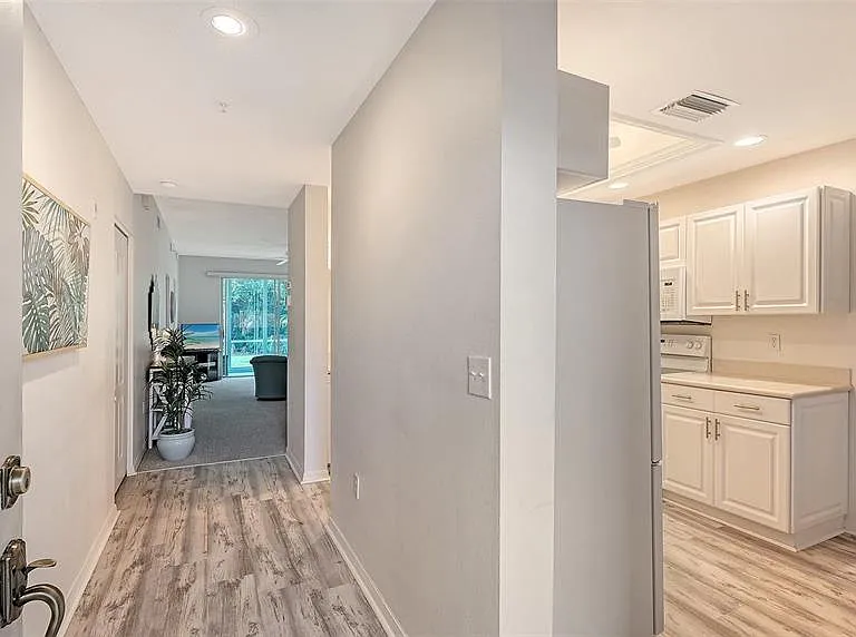 8750 Olde Hickory Ave #9109 — Photo 2