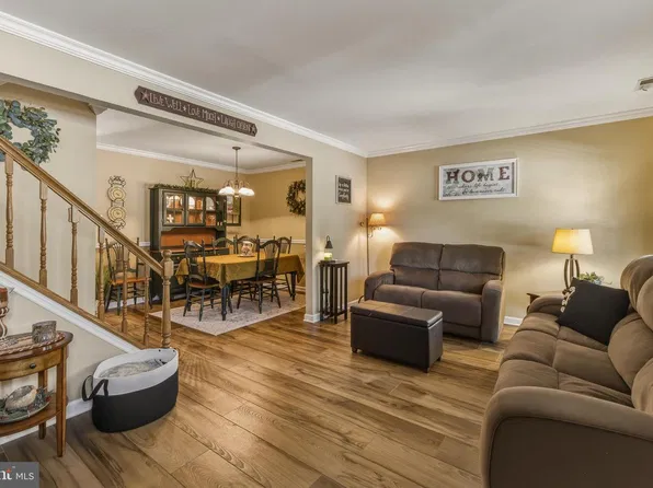 743 Garrison Ct, Mantua, NJ 08051