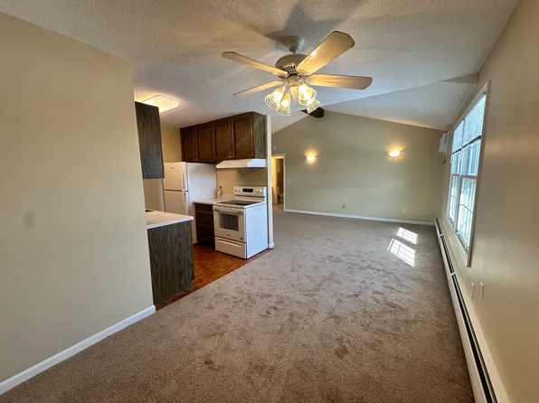 1001 11th Ave S, Hopkins, MN