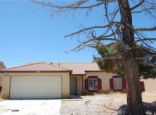 10695 Plainfield St, Adelanto, CA 92301