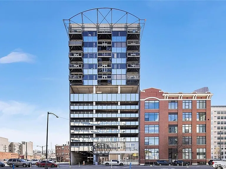 2020 Arapahoe St #1170 — Photo 16