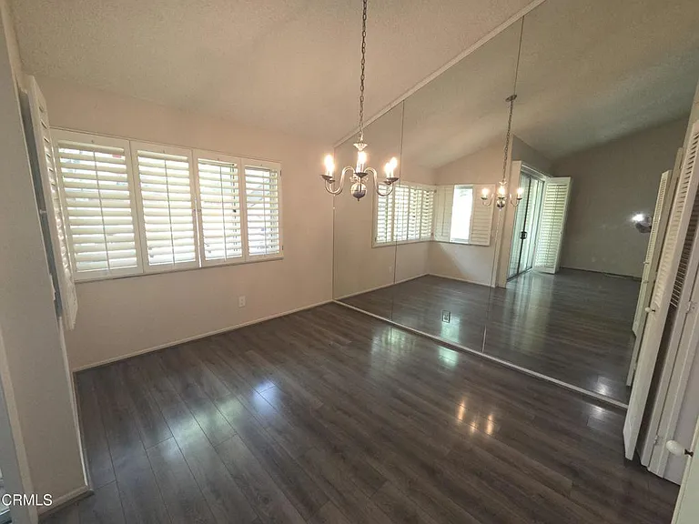 204 Cordova St — Photo 9