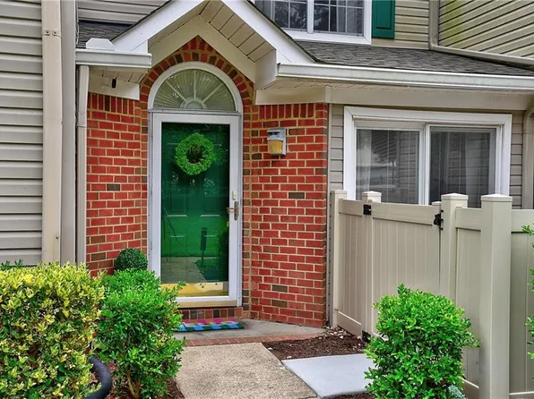 3853 Lasalle Dr APT 109, Virginia Beach, VA 23453