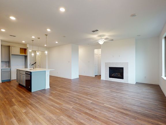 Gateway Parks - Sterling Interior Image 2