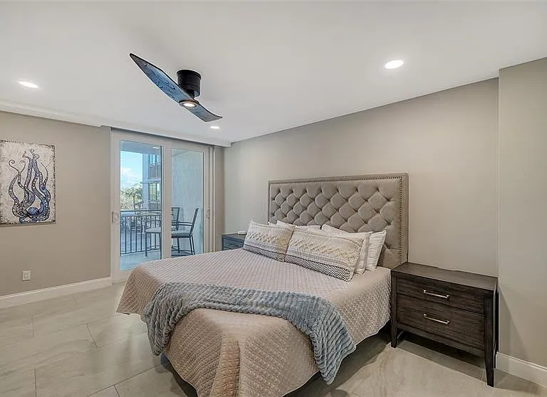 4822 Ocean Blvd #2F — Photo 38