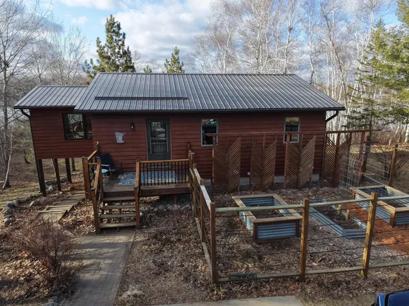 21500 Hedgerow Ln, Nevis, MN 56467