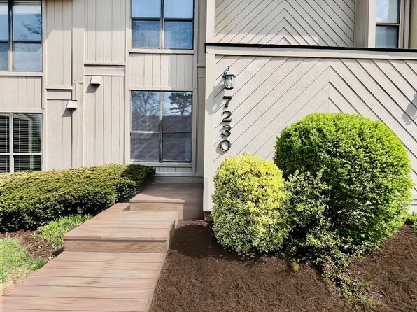 7230 Woods Crossing Dr, Roanoke, VA 24018