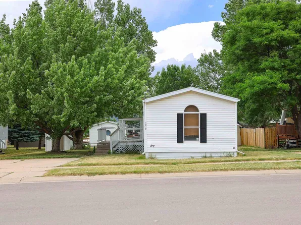 1208 Elkhorn Peak Ln, Spearfish, SD 57783