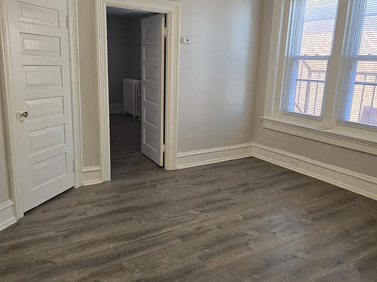 49 N West End Ave #5 — Photo 10