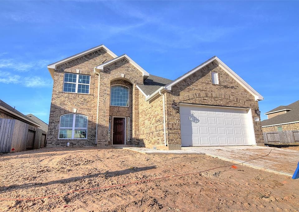 1st image of 2217 Orchid Hill Dr N