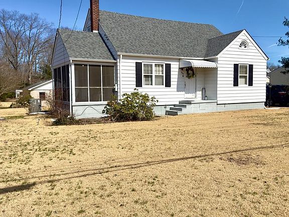 3rd image of 958 E Grant Ave