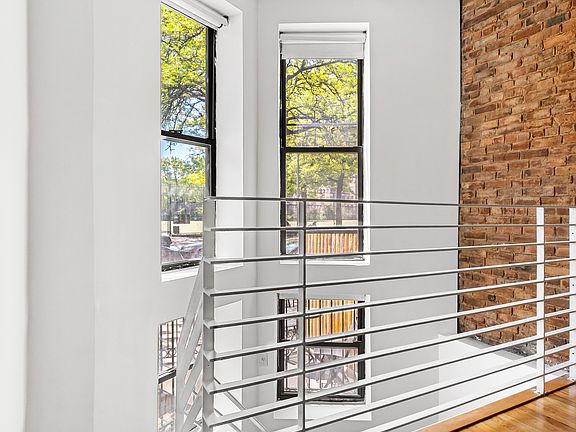 4th image of 325 3rd St APT 1C