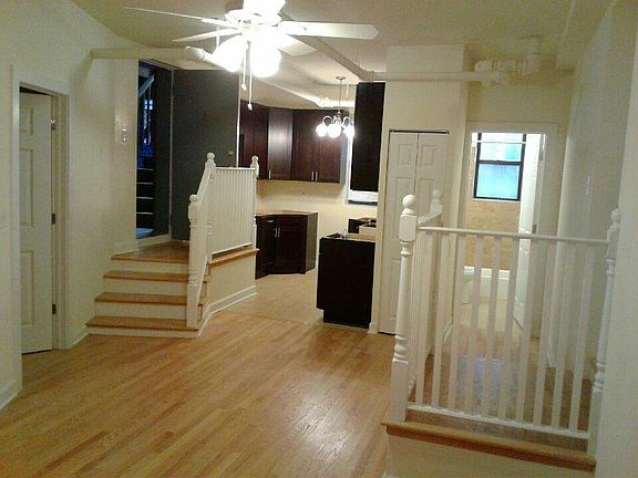2nd image of 3161 N Hudson Ave #1