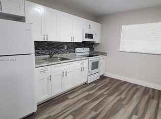 450 SW 2nd St #7, Pompano Beach, FL 33060
