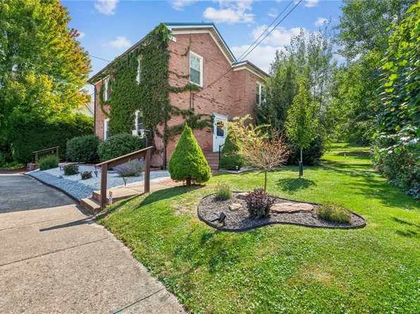 312 E 1st Ave, Derry, PA 15627