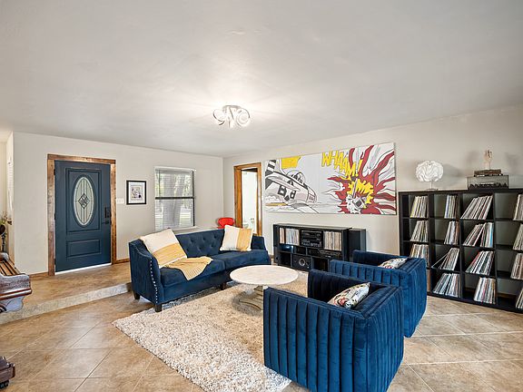4th image of 10108 Hidden Meadow Dr