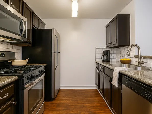 2330 North Cahuenga, 2330 N Cahuenga Blvd APT 206, Los Angeles, CA 90068