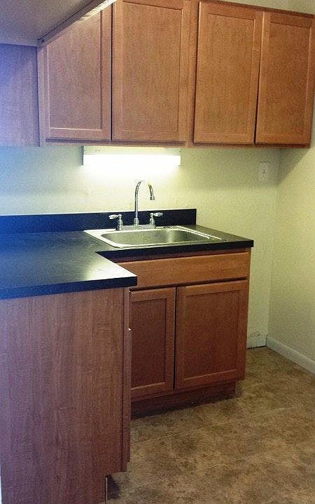 1st image of 6006 N Kenmore Ave APT 405