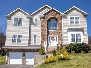 6 Jacob Way, Phillipsburg, NJ 08865