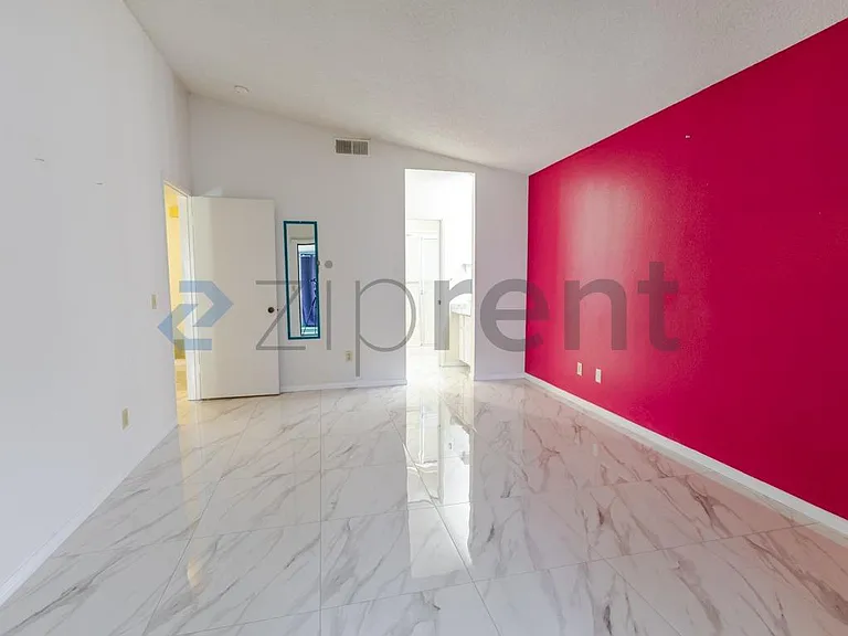 28238 Corte Retiro — Photo 14