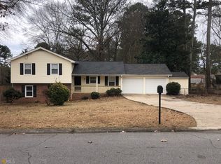 2104 Tropicana Dr, Suwanee, GA 30024