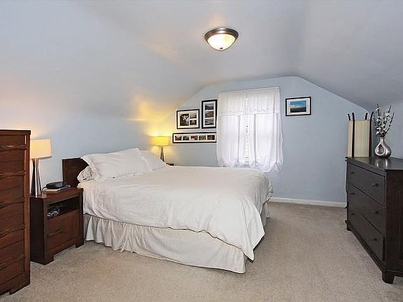 5th image of 5835 N Brouse Ave