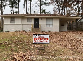 27 Exeter Dr, Little Rock, AR 72209