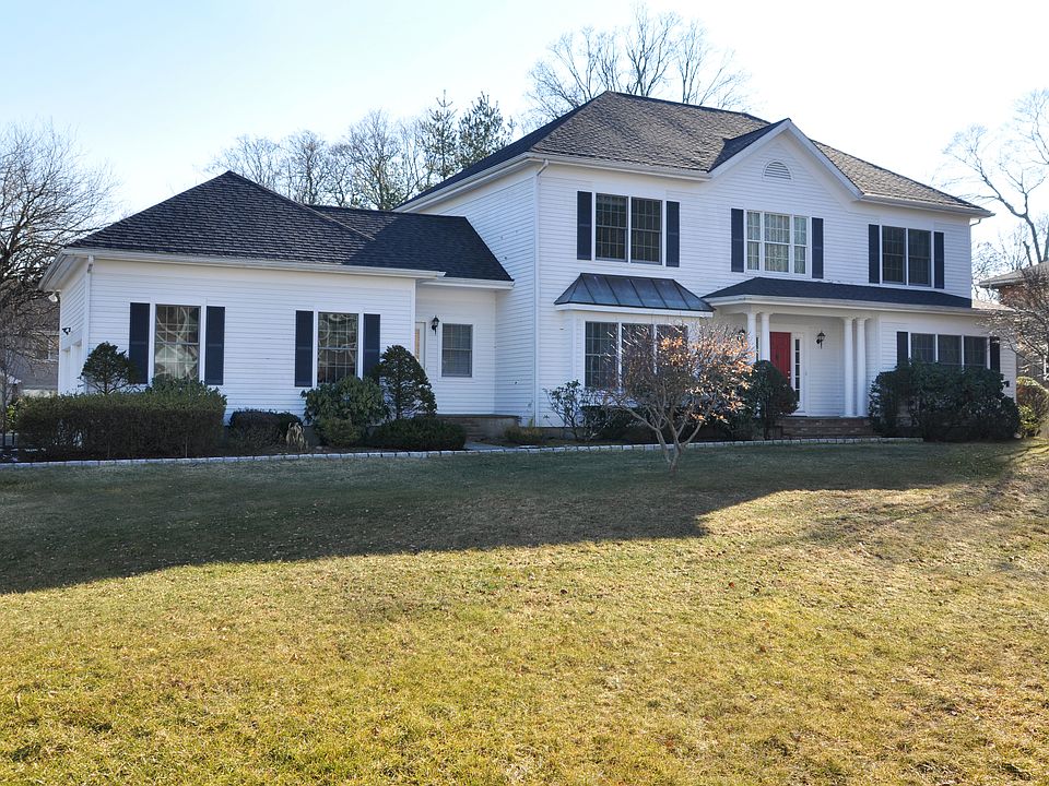 1st image of 6 Nina Ln