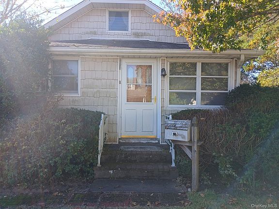 5th image of 8 Woodburn Street