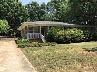 324 Quiet Acres Dr, Spartanburg, SC 29301