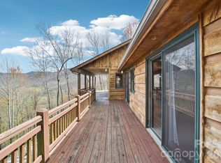 1426 Setzer Cove Rd, Maggie Valley, NC 28751