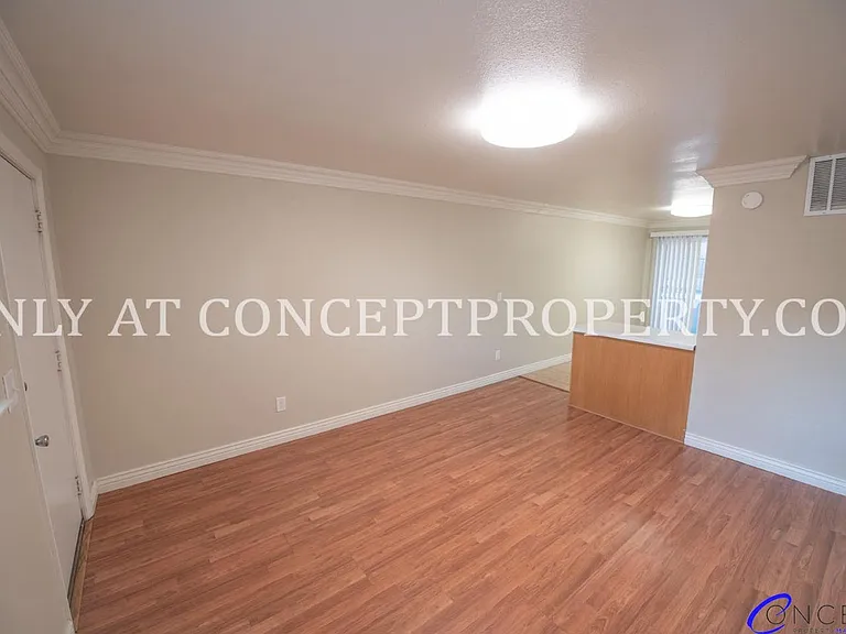 100 S Orchard Dr — Photo 35