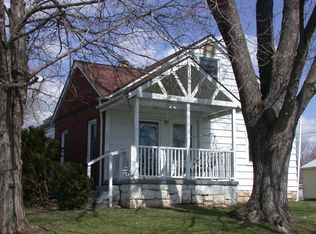 711 Cedar St, Belton, MO 64012