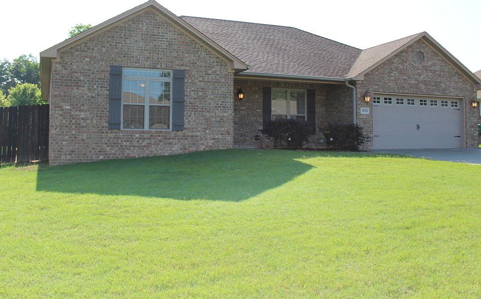 1st image of 3978 Hemlock Ln
