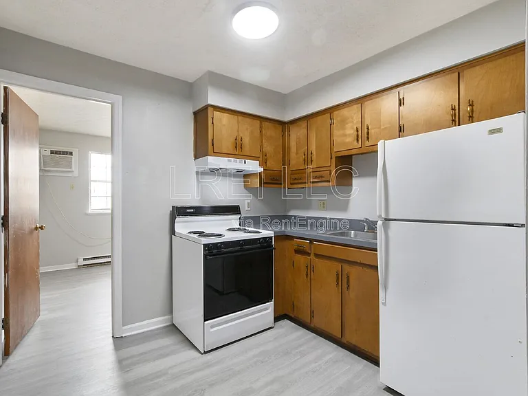 176 Thistlewood Ave #15 — Photo 4