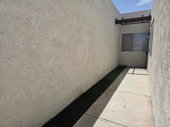 1407 E Pebble Beach Dr, Yuma, AZ 85365