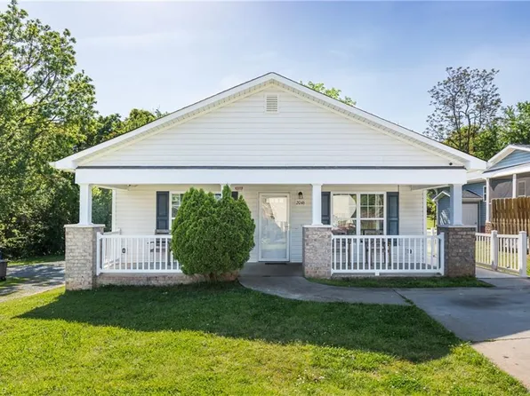 2046 Cherry St, Winston Salem, NC 27105